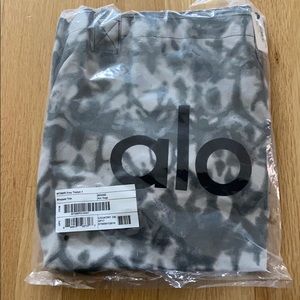 Alo yoga shopper tote